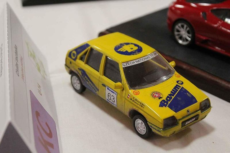 Vítězný model kategorie závodních vozů seniorů, Bugatti Type 35B Přemysla Bartoše. Se skutečným vozem si Eliška Junková dojela pro 5. místo při závodě Targa Florio 1928.