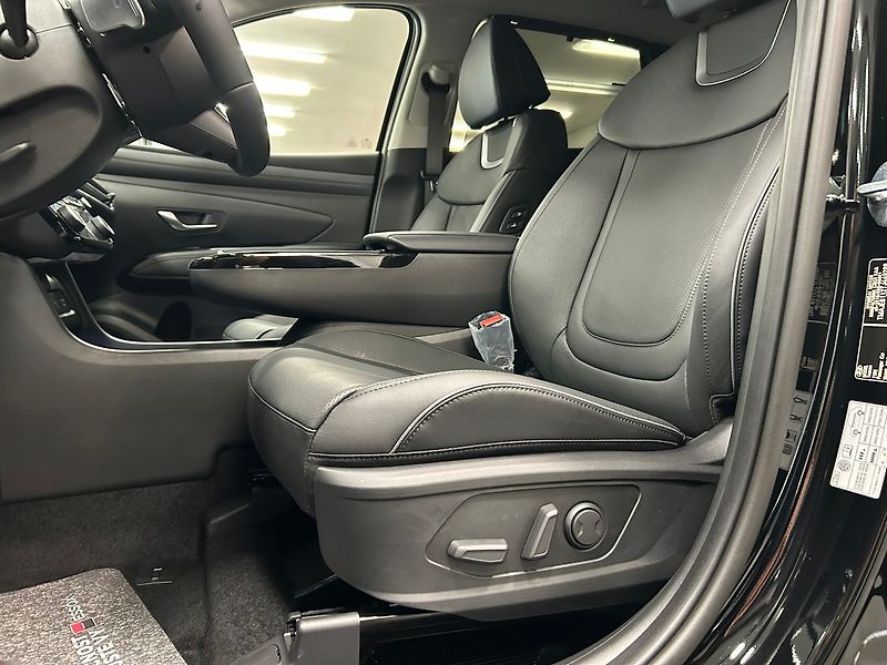 Hyundai Tucson (2026) 1.6 T-GDi HEV 4WD PremLux nové - fotka 18 z 67