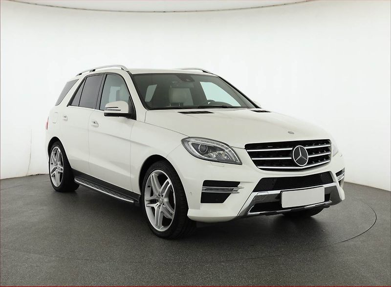 Mercedes-Benz Třídy M (2013) ML 350 BlueTEC, 4X4, Automat - fotografie inzerátu