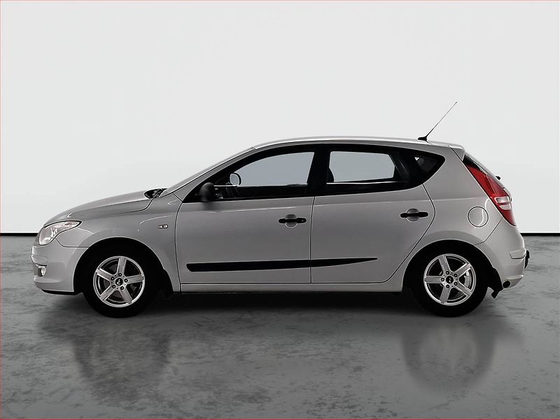 Hyundai i30 (2007) 1.4 CVVT, LPG, Serv.kniha - fotka 3 z 17