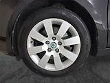 Škoda Superb (2012) Ambition 2.0 TDI, Navi, Xenony - náhled 15