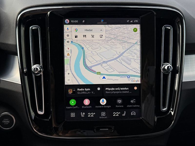 Volvo XC40 PLUS B4, B4, 360°, ACC, BLIS, - fotka 16 z 24