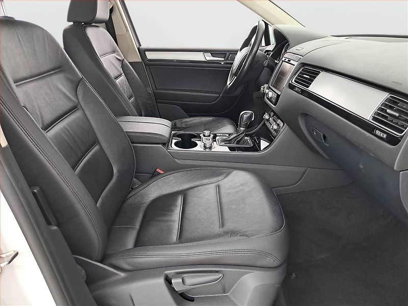 Volkswagen Touareg (2016) 3.0 TDI - fotka 9 z 22