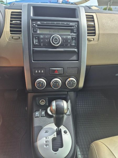 Nissan X-Trail 2,0 dCi 4x4 AT 110kW, CZ, 1. m - fotka 17 z 24