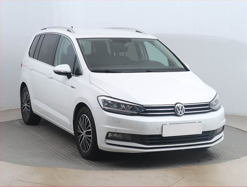 Volkswagen Touran (2017) R-Line 2.0 TDI, Automat - fotografie inzerátu