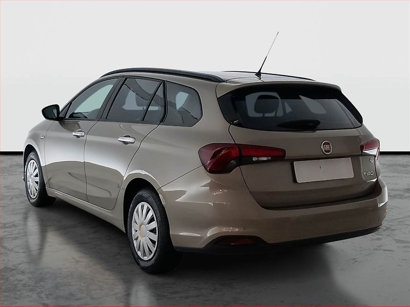 Fiat Tipo (2018) 1.4 16V, Park. senzory - fotka 4 z 15