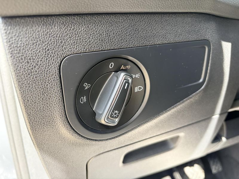 Volkswagen Tiguan 1.4TSI eHYBRID DSG MATRIX  - fotka 17 z 67
