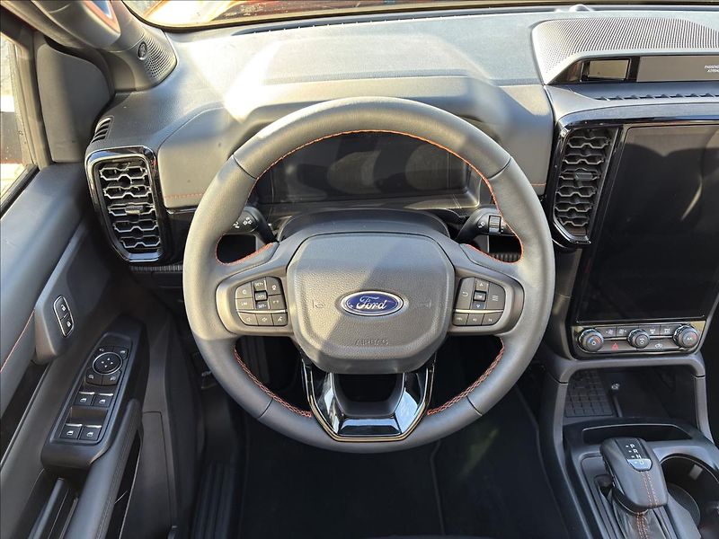 Ford Ranger 2,3 PHEV 207kW Wildtrak DPH - fotka 20 z 42