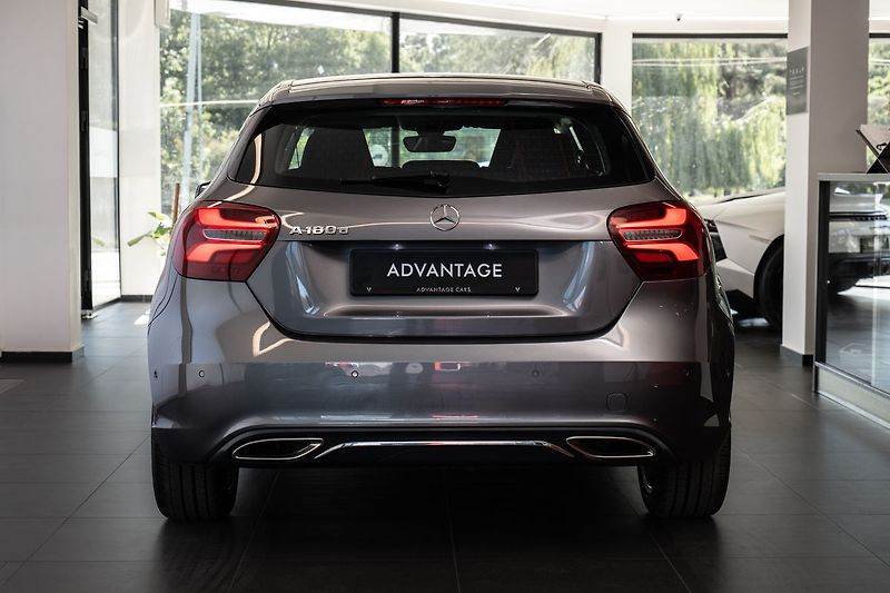 Mercedes-Benz Třídy A 180d - fotka 3 z 16