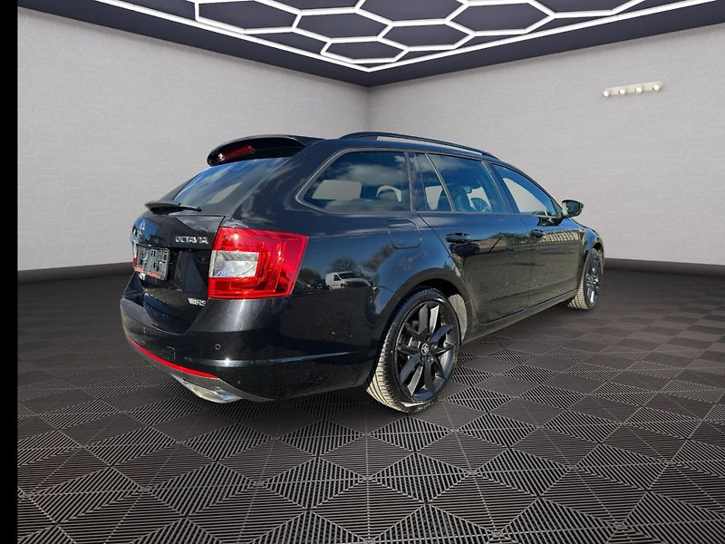 Škoda Octavia (2015) RS 2,0TDI 135Kw - fotka 7 z 32