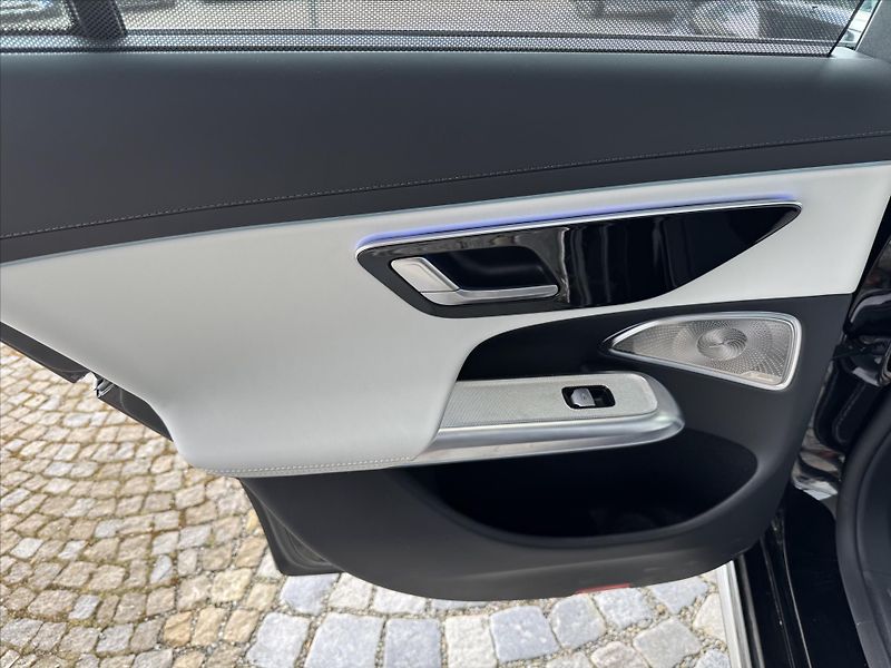 Mercedes-Benz Třídy E E 450 4M*AMG paket*TOP - fotka 30 z 43