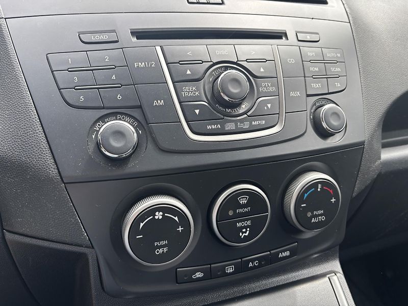 Mazda 5 2.0 Center-Line - fotka 28 z 29