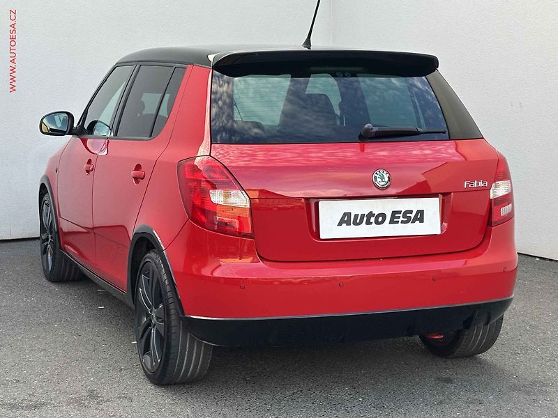 Škoda Fabia (2013) 1.2 TSi, Monte Carlo, šíbr - fotka 6 z 17
