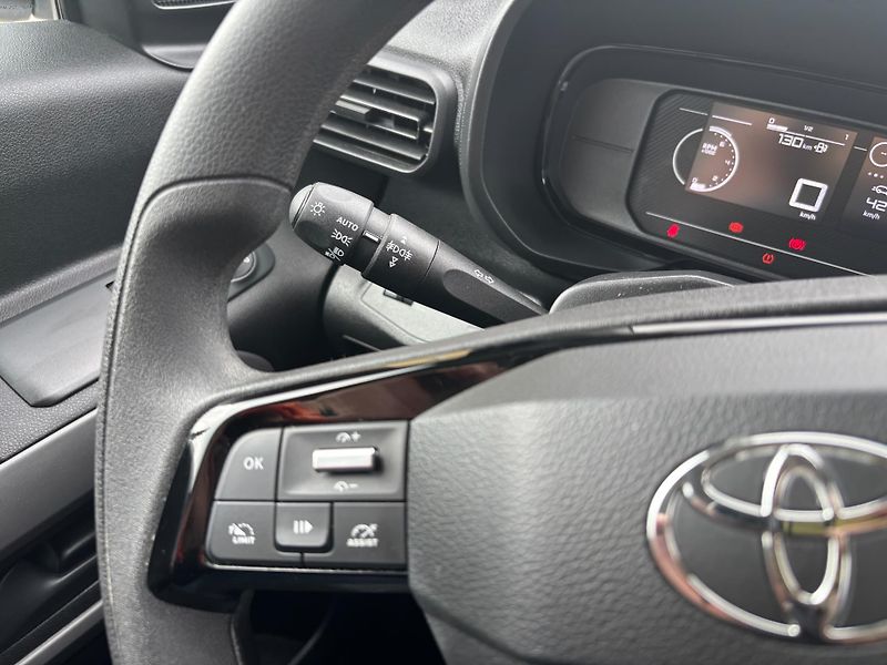 Toyota ProAce City Verso 1.2T 110k Short Business - fotka 15 z 22