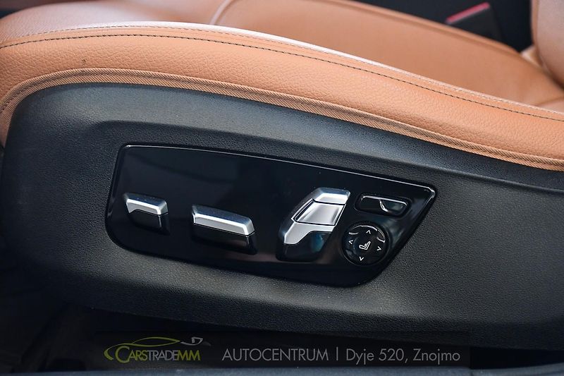 BMW Řada 5 530xD M-SPORT H&K HUD ACC PANO - fotka 22 z 51