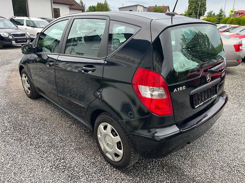 Mercedes-Benz Třídy A (2012) 1.5 i - fotka 4 z 16