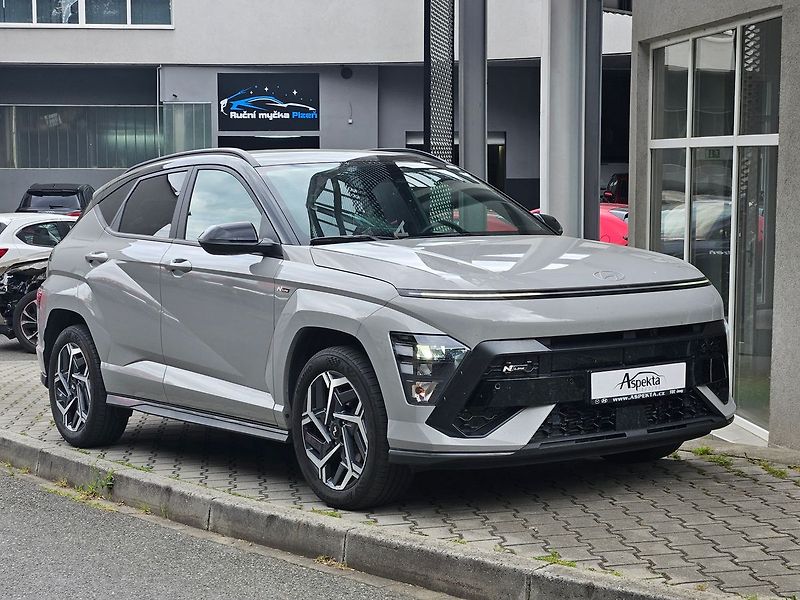 Hyundai Kona 1.6T-GDi 4x4 DCT N-Line,serv.k - fotka 7 z 35