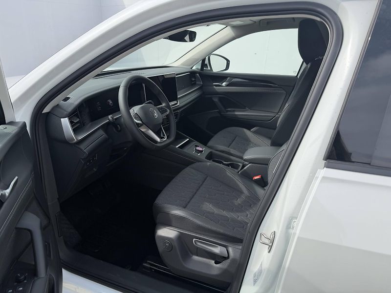 Volkswagen Tayron (2026) People 7DSG 2,0TDi - fotka 5 z 6