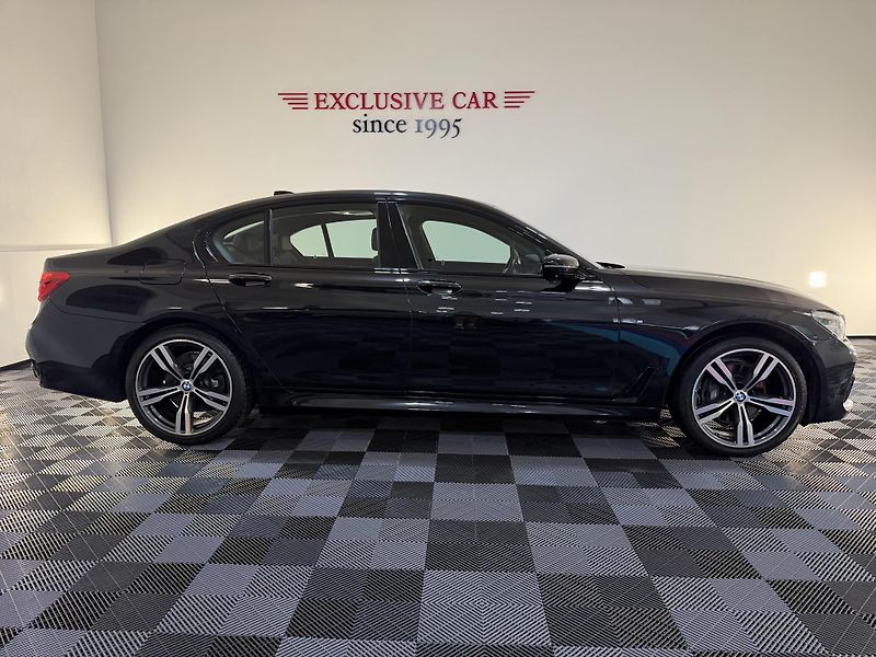 BMW Řada 7 BMW 740d xDrive M-Paket CZ - fotka 3 z 50