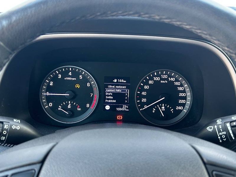 Hyundai Tucson 1,6 130 kw 1,6i - fotka 12 z 23