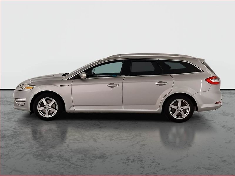 Ford Mondeo (2011) Titanium 2.0 TDCi, Xenony - fotka 3 z 21