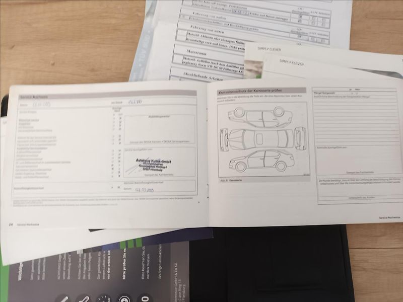 Škoda Octavia 2,0 TDI,RS,NAVIGACE,KLIMA,AUT. - fotka 45 z 49