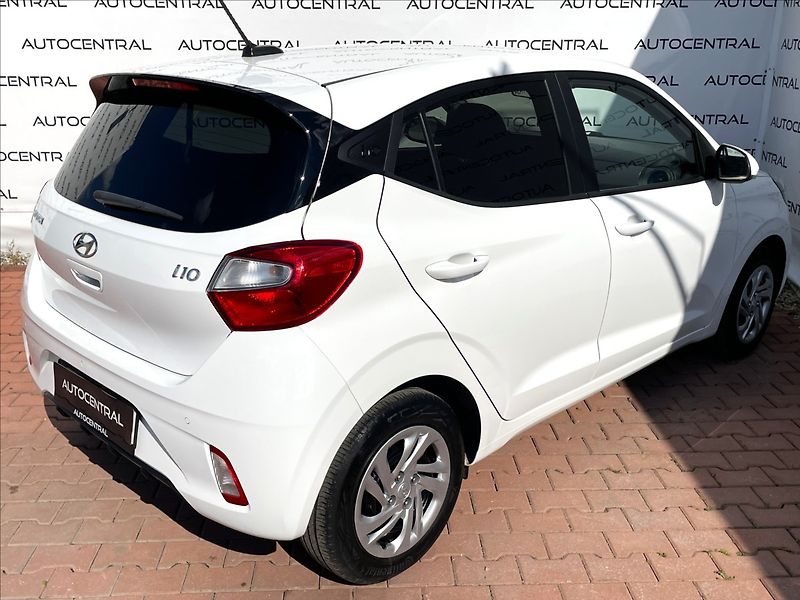 Hyundai i10 1,0 MPi,AUTOMAT,ZÁRUKA - fotka 9 z 23