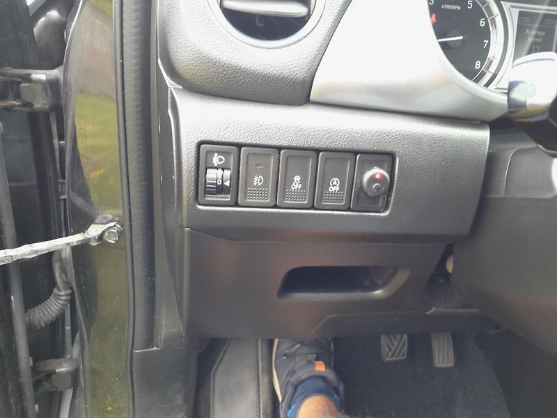 Suzuki Vitara 1,6 VVT Serviska 2x klíč - fotka 19 z 23