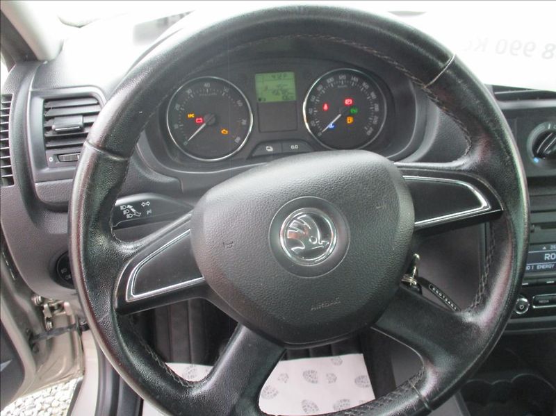Škoda Roomster 1,2 TSi, Scout,DSG,klima,s.kn, - fotka 19 z 41