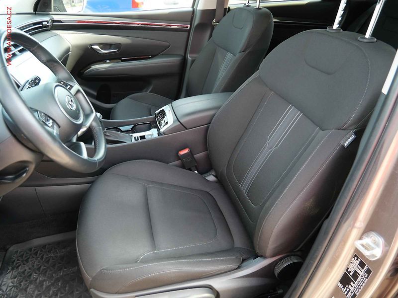 Hyundai Tucson (2021) 1.6 T-GDi, 1.maj,ČR, servis - fotka 9 z 24