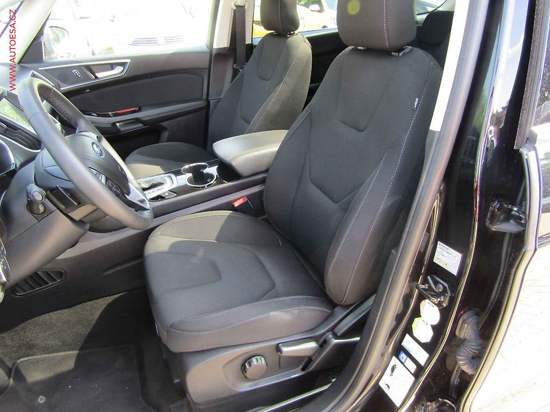 Ford S-MAX (2016) 2.0TDCi, AT, bixen, panor - fotka 9 z 25