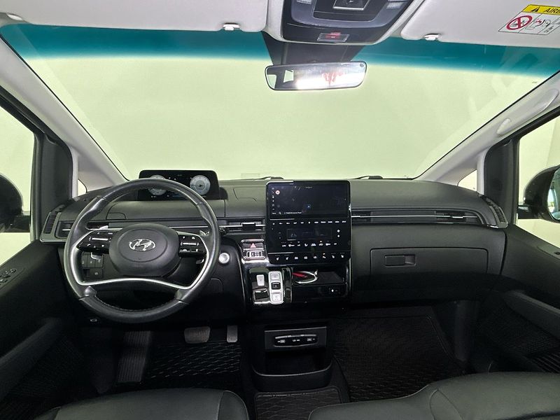 Hyundai Staria Tour 4x4 - fotka 5 z 31