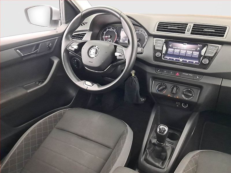 Škoda Fabia (2022) 1.0 TSI, ČR,1.maj, Tempomat - fotka 7 z 15