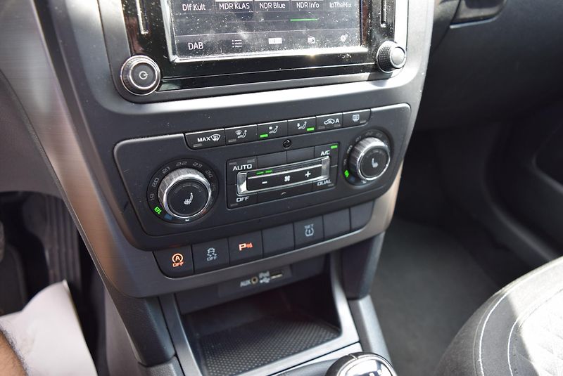 Škoda Yeti (2017) 1.4TSI 92kw AMBITION DRIVE XEN - fotka 23 z 43