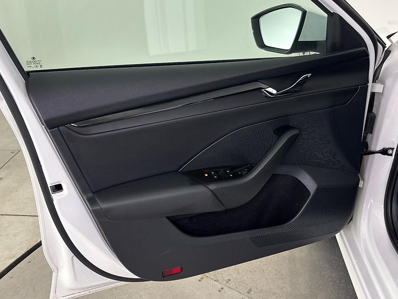 Škoda Octavia Ambition - fotka 13 z 28