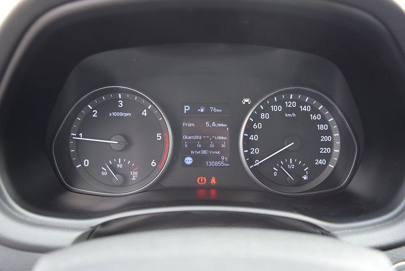 Hyundai i30 (2021) 1.6CRDi 85kw STYLE 7°AUTOMAT - fotka 35 z 49