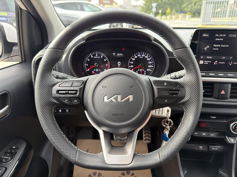 Kia Picanto 1.2-62kW,AUTOMAT,18TKM,GT-LINE - fotka 15 z 29
