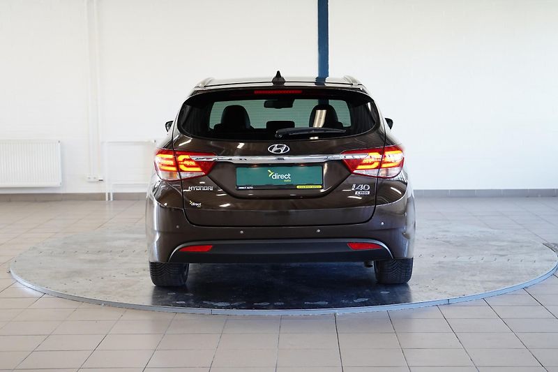 Hyundai i40 - fotka 6 z 28