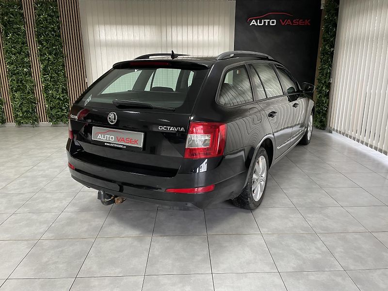 Škoda Octavia 2.0 TDi 110 kW DSG REZERVACE  - fotka 10 z 23