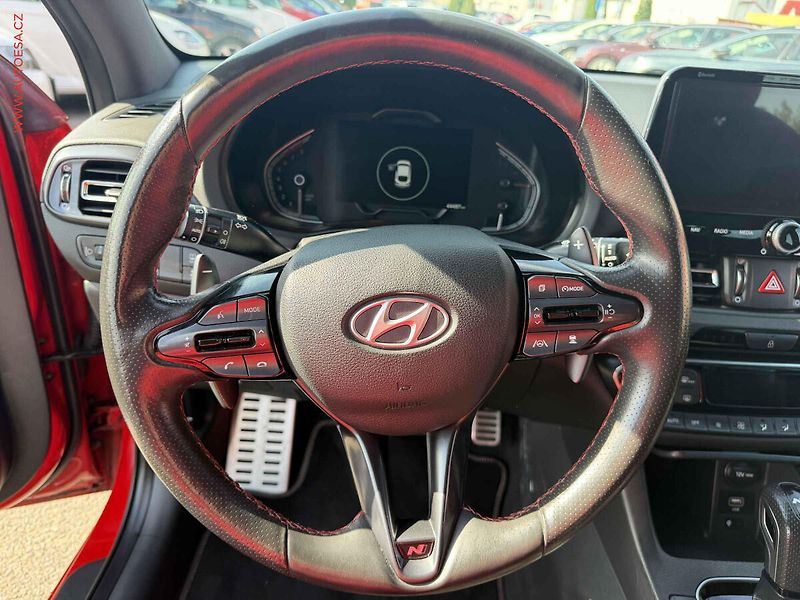 Hyundai i30 (2022) 1.5T-GDi, ČR, AT - fotka 12 z 19