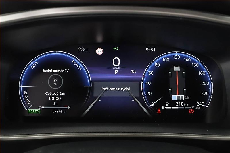 Toyota Corolla (2025) 1.8 Hybrid - fotka 8 z 18