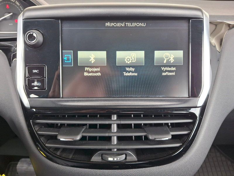 Peugeot 208 (2016) ALLURE Automat 1,2i 60kW - fotka 18 z 35
