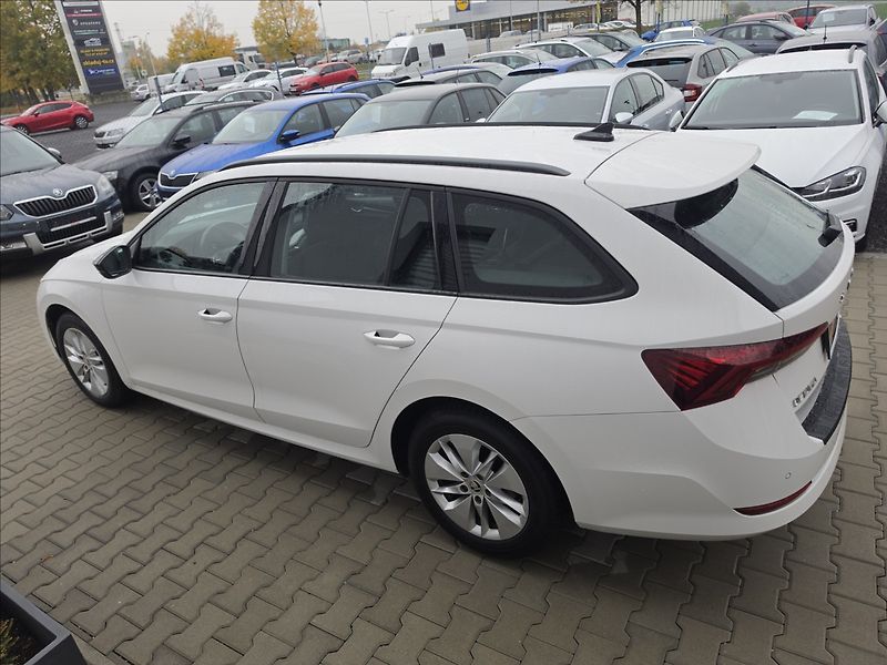 Škoda Octavia 1,0 1,0TSi 81KW Ambition DPH - fotka 9 z 42