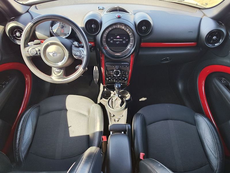 Mini Cooper 1.6/160kW - fotka 11 z 27
