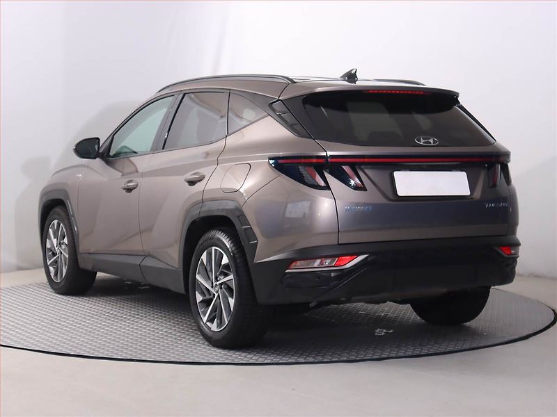 Hyundai Tucson (2021) 1.6 T-GDI 48V MHEV - fotka 4 z 22