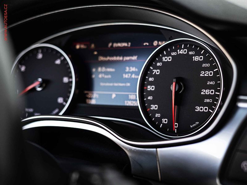 Audi A6 (2017) 3.0 TDi quattro, ČR, AT, LED - fotka 13 z 19