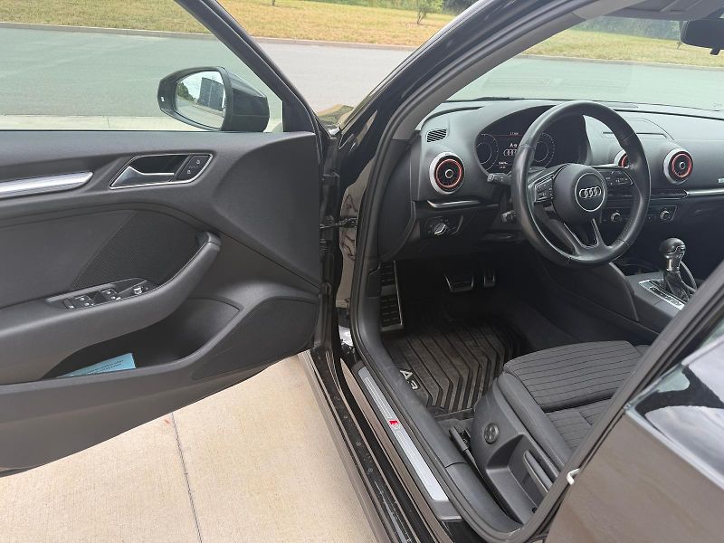 Audi A3 (2017) 2.0TDI,S-LINE,-733 223 624 - fotka 13 z 17