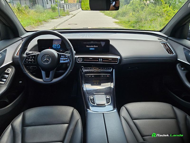 Mercedes-Benz EQC (2022) 4MATIC 80 kWh - fotka 11 z 17