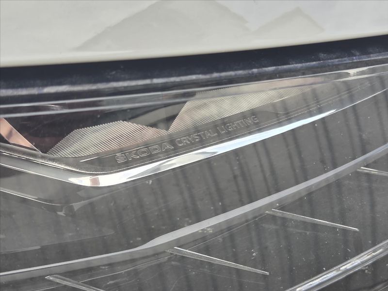 Škoda Kodiaq 2,0 TSi DSG 4x4 RS Tažné z. 1. - fotka 13 z 15