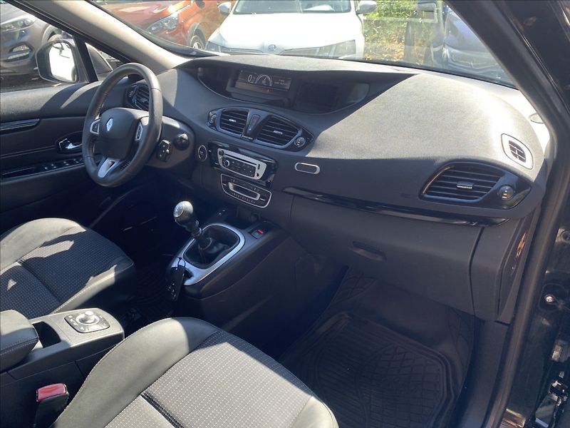 Renault Grand Scénic 1,6 DCi  Megane Scenic - fotka 16 z 21